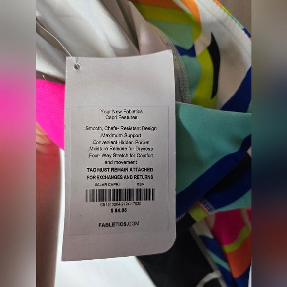 NWT FABLETICS Popsicle Print Salar Powerhold Capri Leggings Midrise Geometric XS - Picture 2 of 3